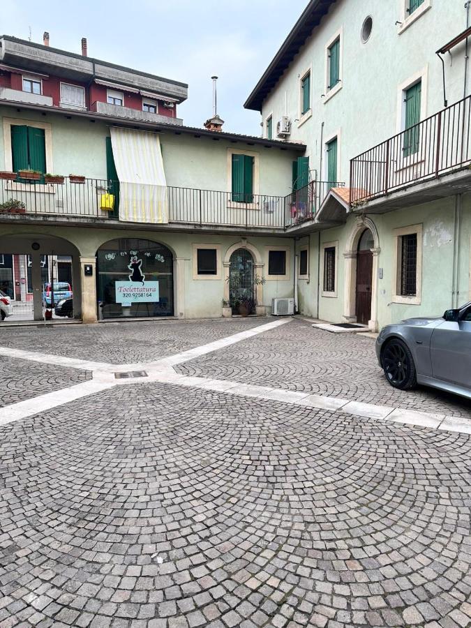 Dreaming Borgo Roma Apartment Верона Экстерьер фото